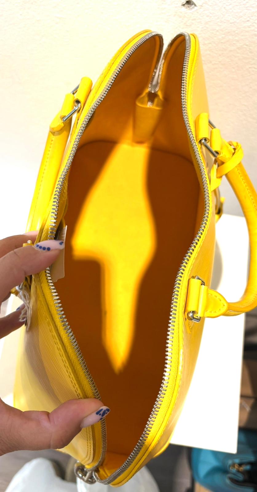 Borsa Louis Vuitton Alma GM Epi
