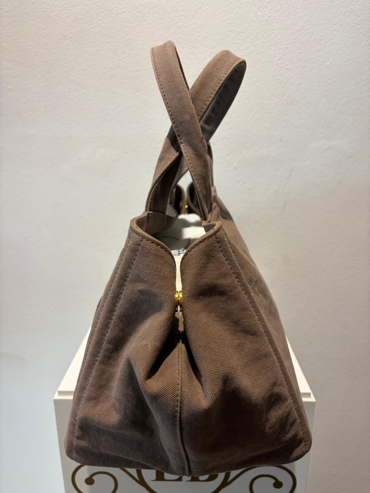 Borsa Prada Canapa