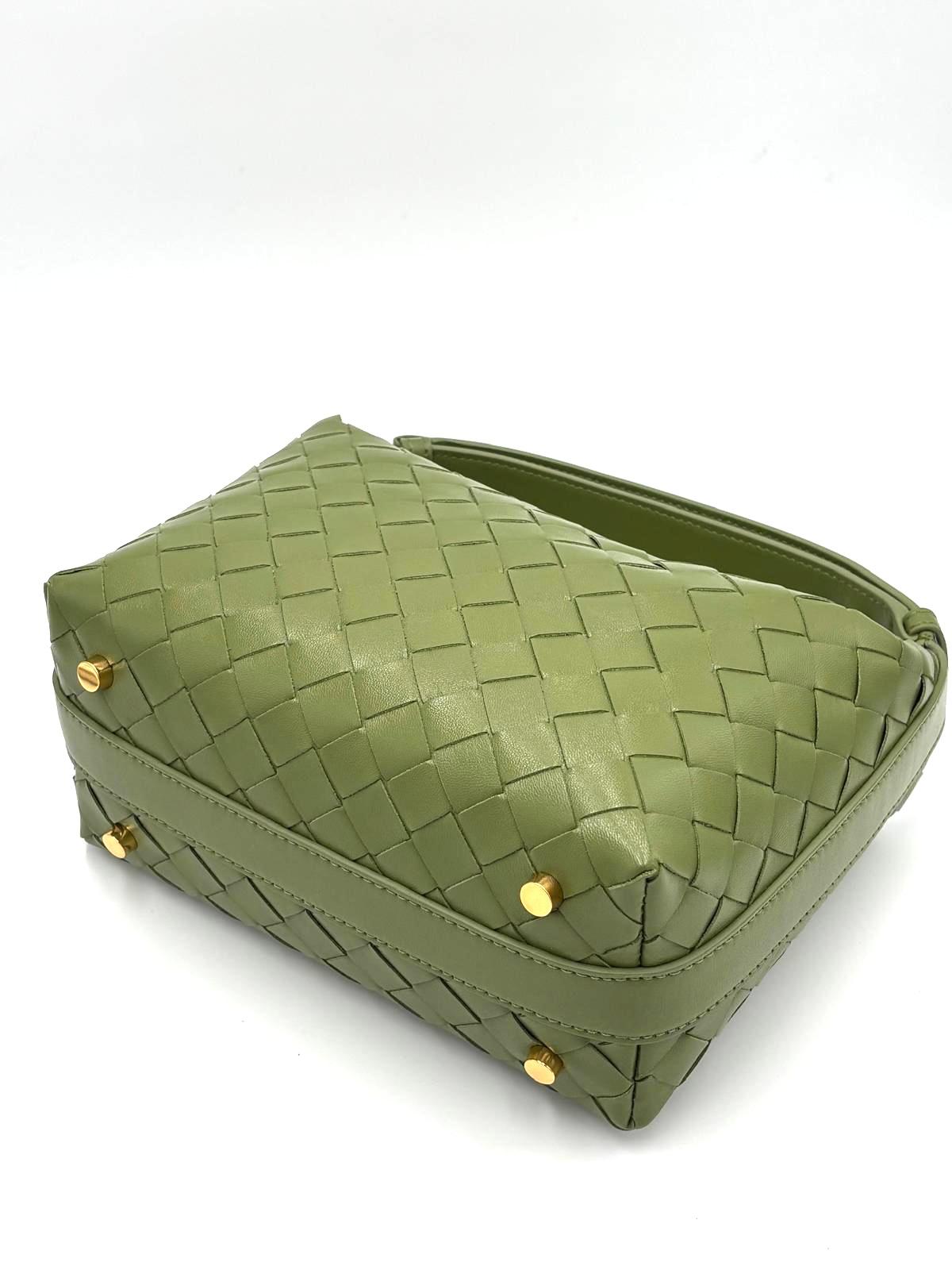 Bottega Veneta mini Wallace